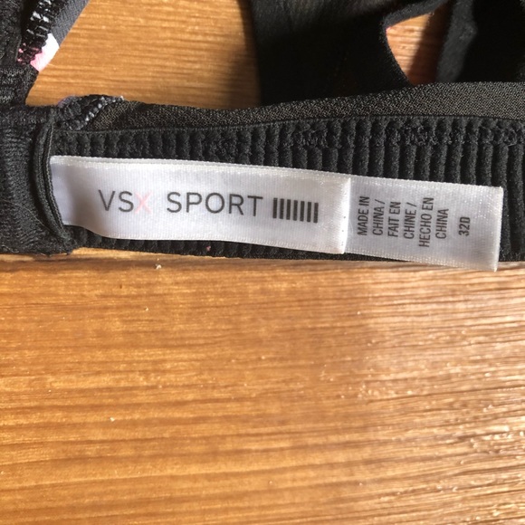 VSX polka dot sports bra - Picture 3 of 4